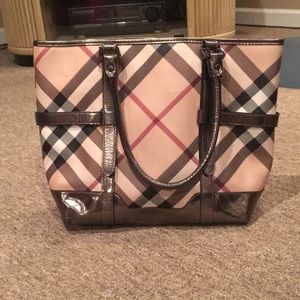 Burberry tote